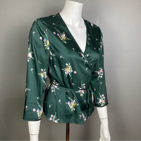 Ted Baker wrap top women's size 4 v-neck floral green feminine forest fairy NWT - Picture 3 of 11